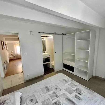 F2 Cosy Centre Apartment